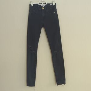 Frame Denim Le Skinny de Jeanne Black Wash Dean Rips Distressed Jeans - Size 24